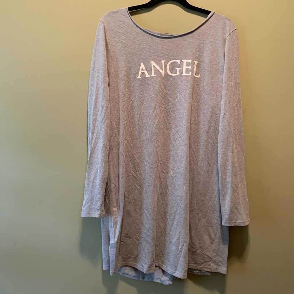 Victoria’s Secret women’s night gown size xl